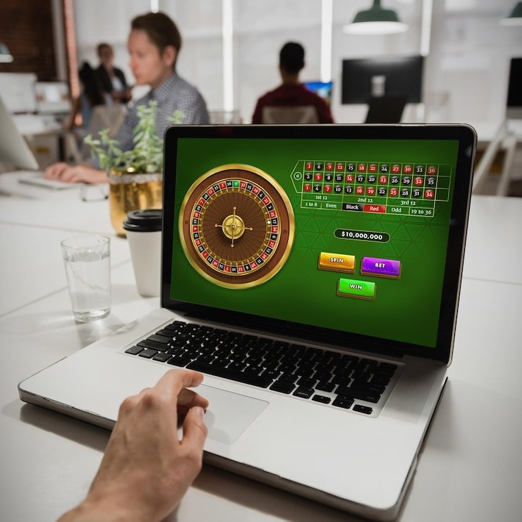 komslot featured game showcase